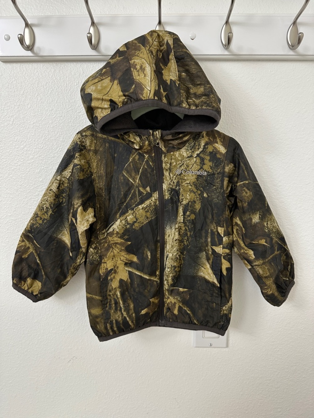 Columbia Kids 18-24m Camo Hooded Jacket - Brown Lined w/Fleece Great Condition